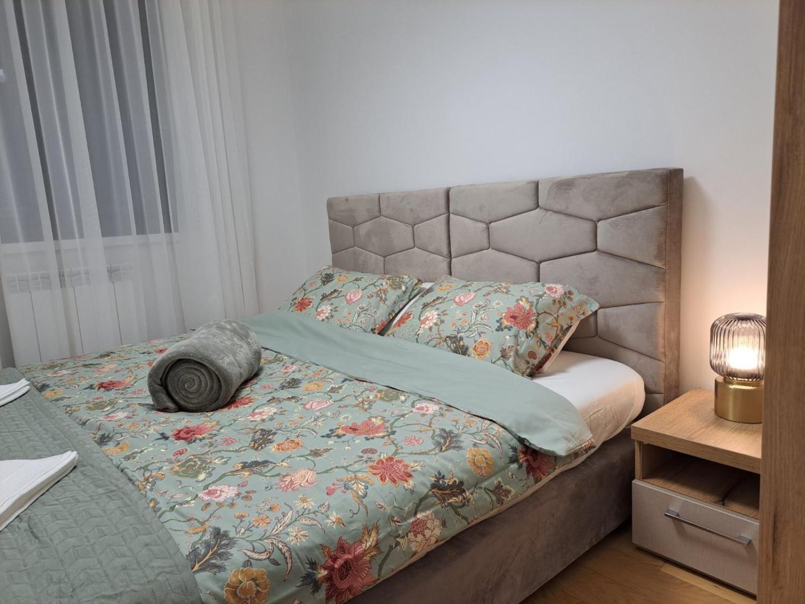 Apartamento Slavija Square Belgrado Exterior foto