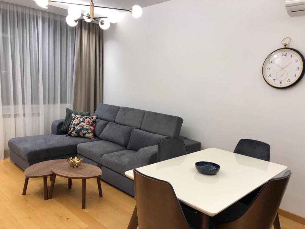Apartamento Slavija Square Belgrado Exterior foto